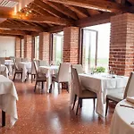 Elliot Osteria E Dormire In Collina 3* Manzano