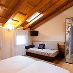 Hotel Elliot Osteria E Dormire In Collina