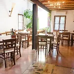 Elliot Osteria E Dormire In Collina