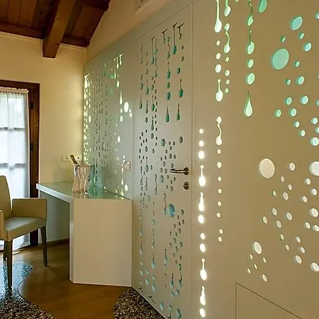 Elliot Osteria E Dormire In Collina 3*