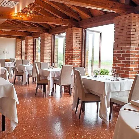 Elliot Osteria E Dormire In Collina Szálloda 3*