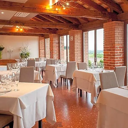 Elliot Osteria E Dormire In Collina