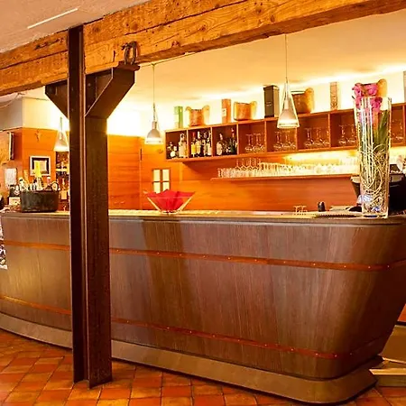 Elliot Osteria E Dormire In Collina Manzano