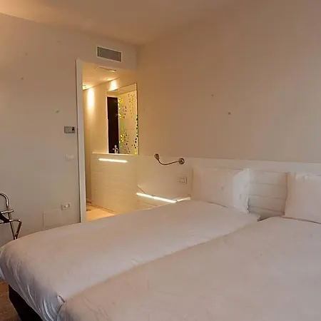 Elliot Osteria E Dormire In Collina 3* Manzano