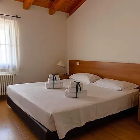 Elliot Osteria E Dormire In Collina Szálloda 3*