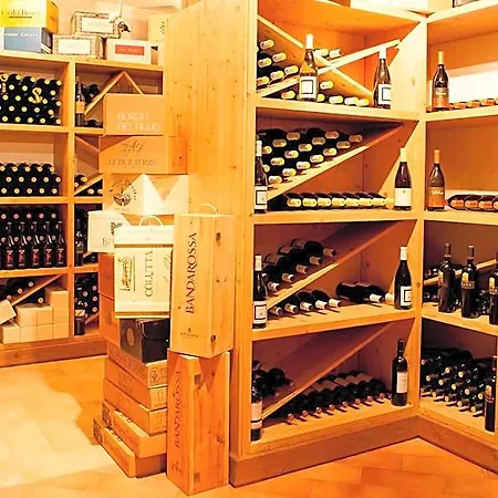 Elliot Osteria E Dormire In Collina
