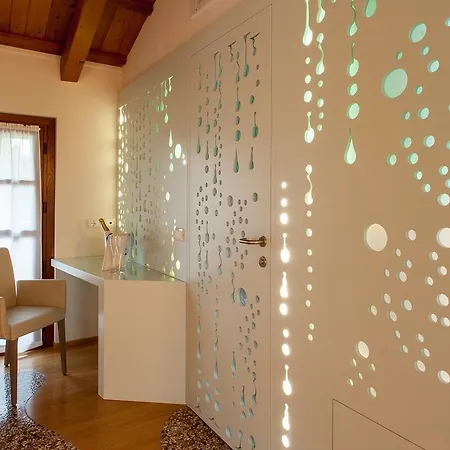 Elliot Osteria E Dormire In Collina 3* Manzano