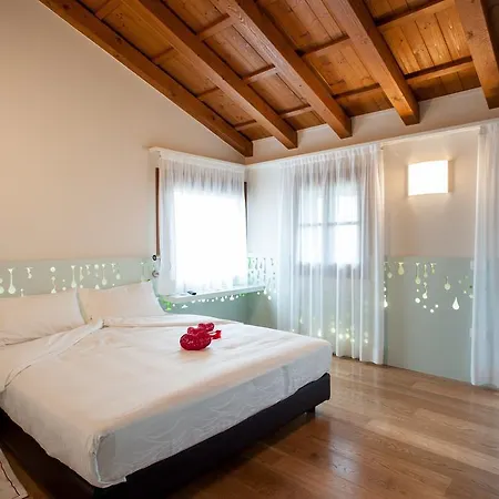 Elliot Osteria E Dormire In Collina Отель