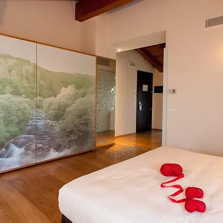 Elliot Osteria E Dormire In Collina