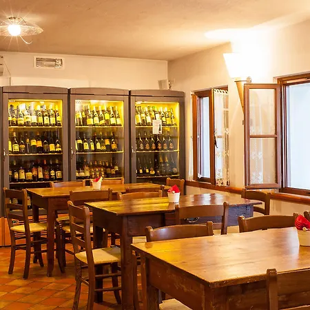 Elliot Osteria E Dormire In Collina