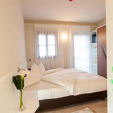 ホテル Elliot Osteria E Dormire In Collina