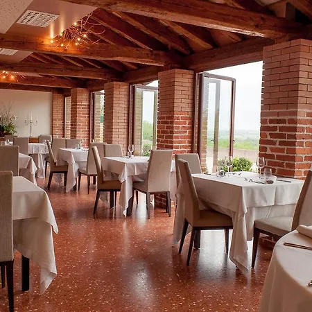 Elliot Osteria E Dormire In Collina