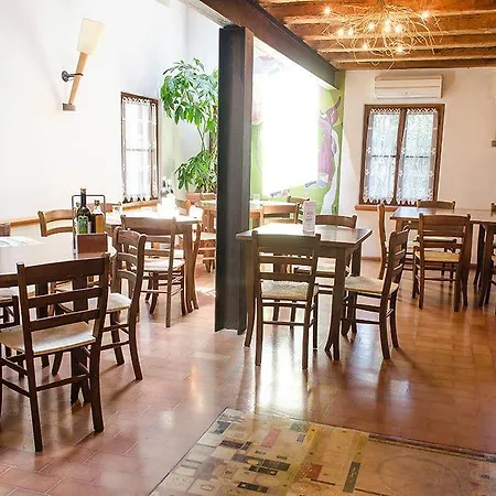 Elliot Osteria E Dormire In Collina