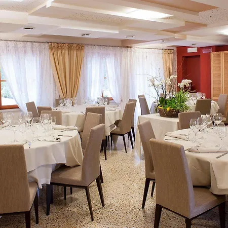 Elliot Osteria E Dormire In Collina Manzano