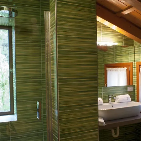 מלון Elliot Osteria E Dormire In Collina