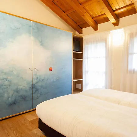 Elliot Osteria E Dormire In Collina 3* 만자노