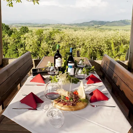 فندق Elliot Osteria E Dormire In Collina Manzano
