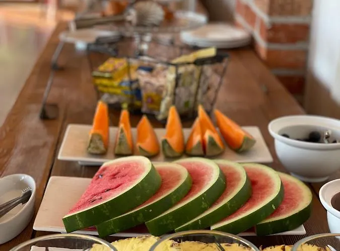 Elliot Osteria E Dormire In Collina