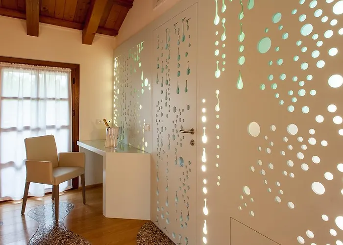 Elliot Osteria E Dormire In Collina 3* Manzano