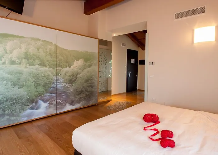 Elliot Osteria E Dormire In Collina