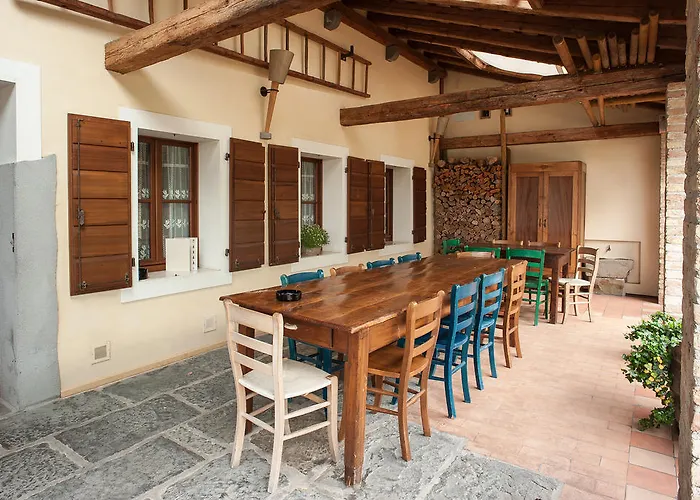 Elliot Osteria E Dormire In Collina