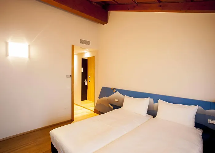 Elliot Osteria E Dormire In Collina فندق