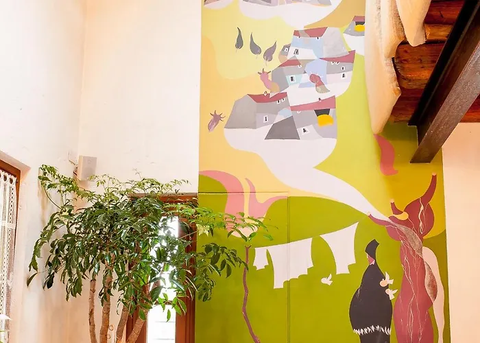 فندق Elliot Osteria E Dormire In Collina