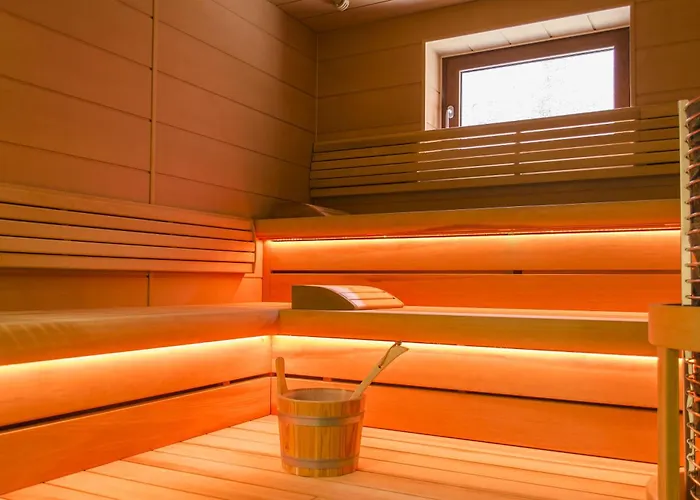 فندق Elliot Osteria E Dormire In Collina