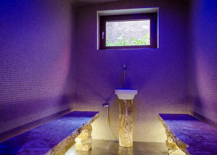 فندق Elliot Osteria E Dormire In Collina Manzano